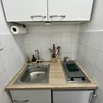Studio-apartment In Zentraler Lage *