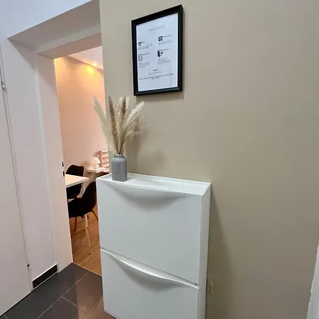 Studio-apartment In Zentraler Lage * Graz