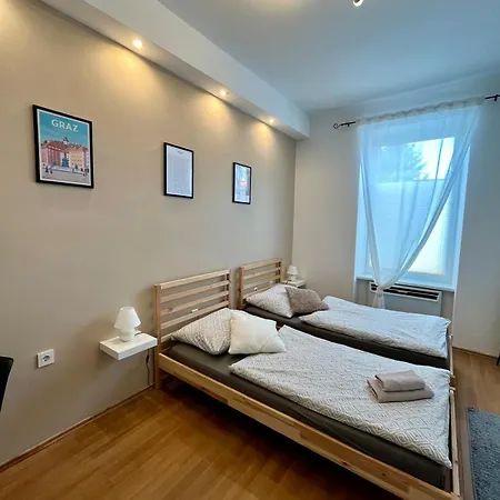 Studio-apartment In Zentraler Lage * Graz