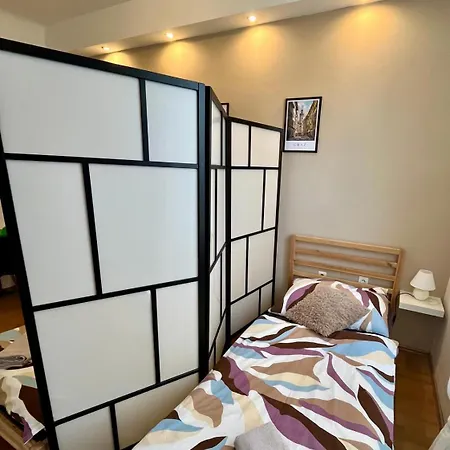 Studio-apartment In Zentraler Lage 그라츠